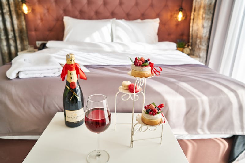 Wine & Dine Tours